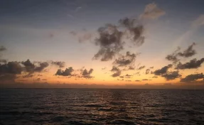 Береговая охрана США начала захват нефтяного танкера Olina