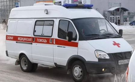 Соцсети: в Кузбассе женщина за рулём авто сбила пешехода и упала в обморок