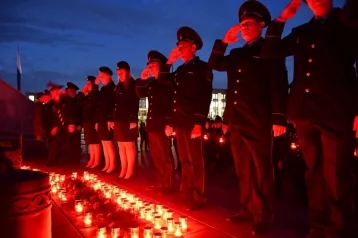 Фото: Кузбасские полицейские приняли участие в масштабном мероприятии ко Дню памяти и скорби 1