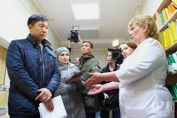 Фото: Замгубернатора Кузбасса посетил больницы, внедряющие проект «Бережливая поликлиника» 1