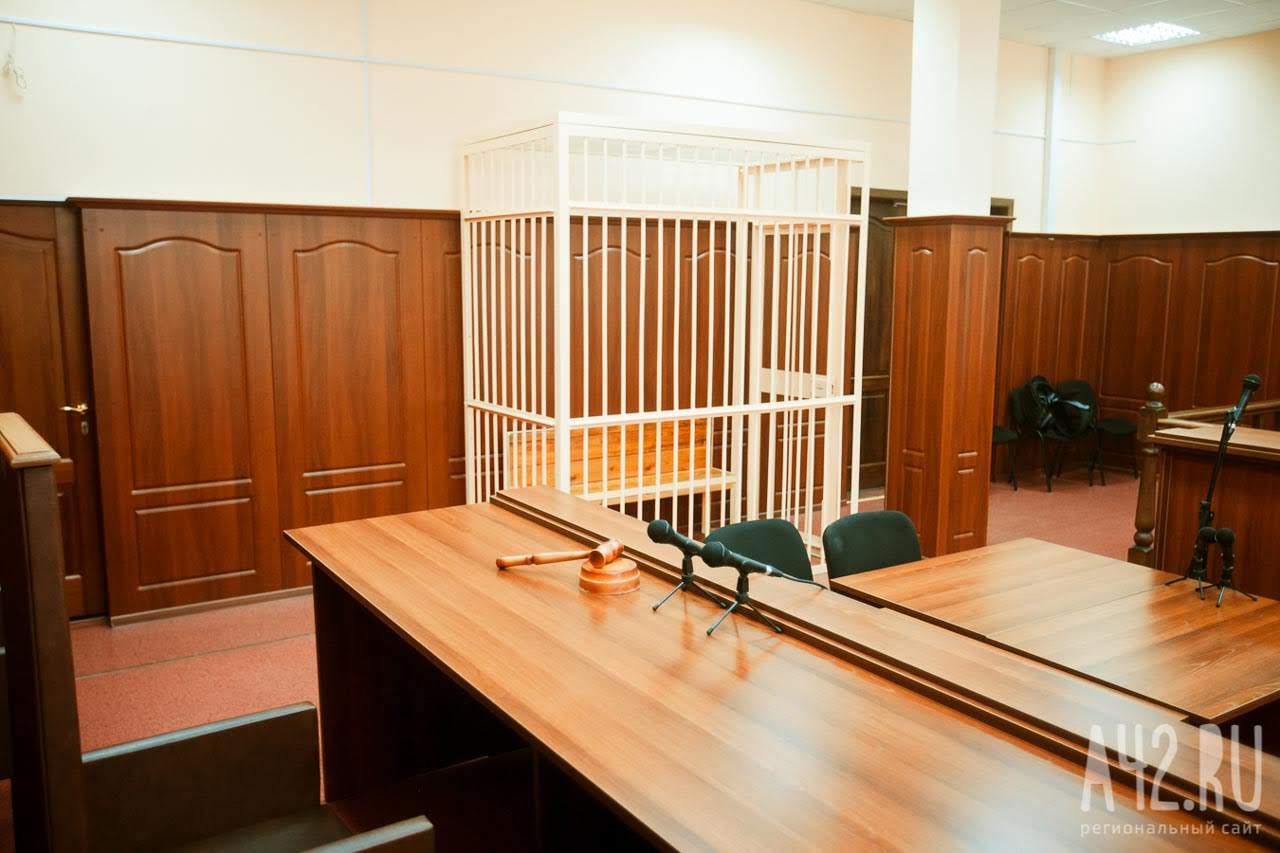 В Якутии мужчину осудили за изнасилование племянницы