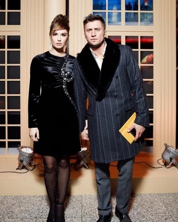 Фото: «Всё обоюдно»: Агата Муцениеце заявила о разводе с Павлом Прилучным 1