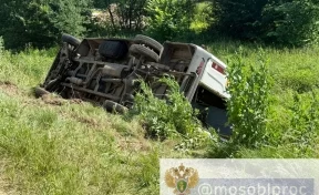 В Московской области 15 человек пострадали при ДТП с микроавтобусом
