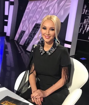 Фото: Телеведущая Лера Кудрявцева показала свой разорвавшийся грудной имплант 1
