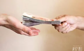 В Кузбассе подросток помогал аферистам, забирая деньги у обманутых пенсионеров