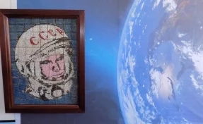 Кузбасские осуждённые сделали портрет Юрия Гагарина из 24 000 спичек