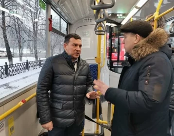Фото: «Чувствуешь себя человеком»: глава Новокузнецка проехал по городу на новом электробусе 1
