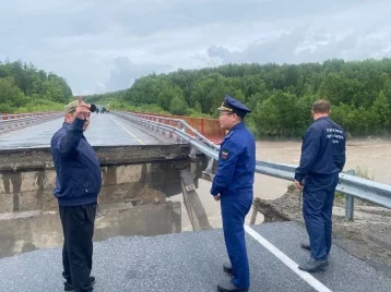 Фото: Мост обрушился в Бурятии на трассе в сторону границы с Монголией 1