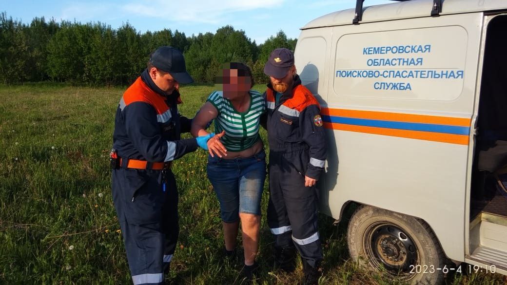 Кемеровчанка не смогла выйти из леса из-за травмы: потребовалась помощь спасателей