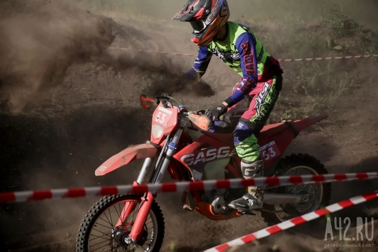 Фото: Международные соревнования по экстремальному эндуро в Кемерове: грязь, пыль и мотоциклы 19
