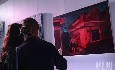 Современное искусство: в Кемерове открылась выставка картин Андрея Малахова