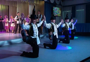 Фото: Иностранные студенты КемГМУ Минздрава России побывали на «Танцующей планете» 5