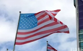 Посольство США в Москве вывесило флаг ЛГБТ