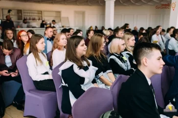 Фото: Юные предприниматели: сто двадцать школьников, клубника в Сибири и экокафе 3