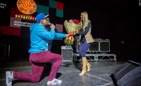 Кузбассовец сделал предложение своей девушке с помощью рэпера Басты 