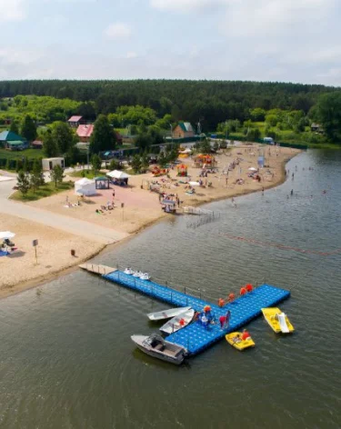 Фото: <a href=https://ako.ru/news/detail/v-kuzbasse-ishchut-novye-napravleniya-razvitiya-turizma>ako.ru</a>