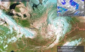 Роскосмос показал снимок циклона, который обрушился на Центральную Россию с заморозками и сильными осадками