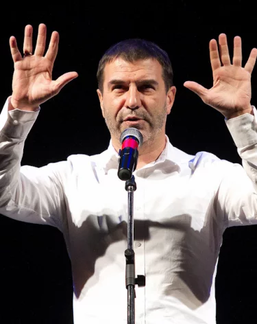 «Это было унизительно и страшно»: Гришковец рассказал, как его ограбили в Кемерове в мороз