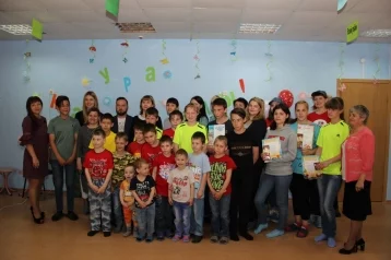 Фото: Кемеровский филиал Россельхозбанка принял участие в благотворительной акции, приуроченной ко Дню защиты детей 1