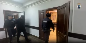 Фото: Кузбассовец обещал спасти знакомого от колонии за 41 млн рублей 1