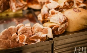 На рынке в Кемерове торговали опасными свининой и говядиной без документов