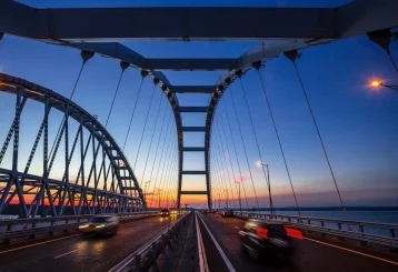 Фото: Украинские власти предрекли обрушение Крымского моста 1
