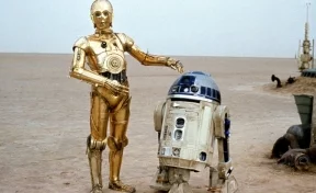 Легендарного робота R2-D2 из «Звёздных войн» продали почти за три миллиона долларов