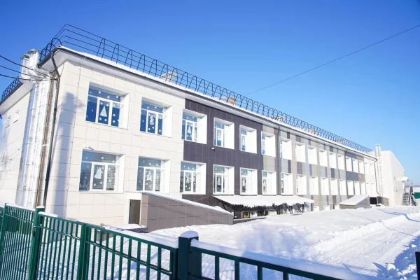 Школу в Кузбассе отремонтировали впервые за 39 лет 