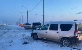 В Красноярском крае на трассе произошло ДТП с участием 12 автомобилей