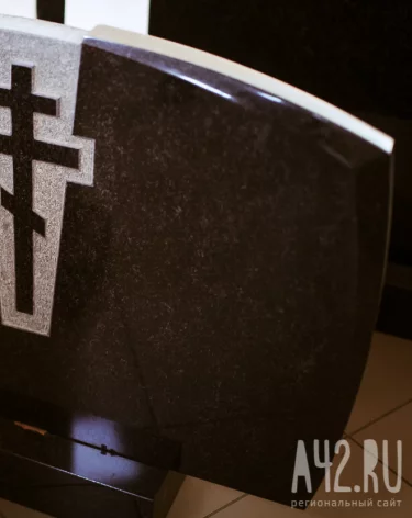 Надругавшийся над могилой Евгения Пригожина петербуржец отправился на СВО