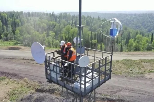 Работает от ветра и солнца: кузбасские инженеры разработали комплекс связи для удалённых территорий