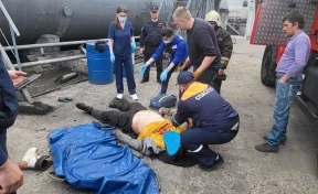 В Кузбассе двое рабочих пострадали, упав в ёмкость для хранения топлива