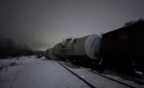 В Тульской области из-за схода грузовых цистерн задерживаются пассажирские поезда 