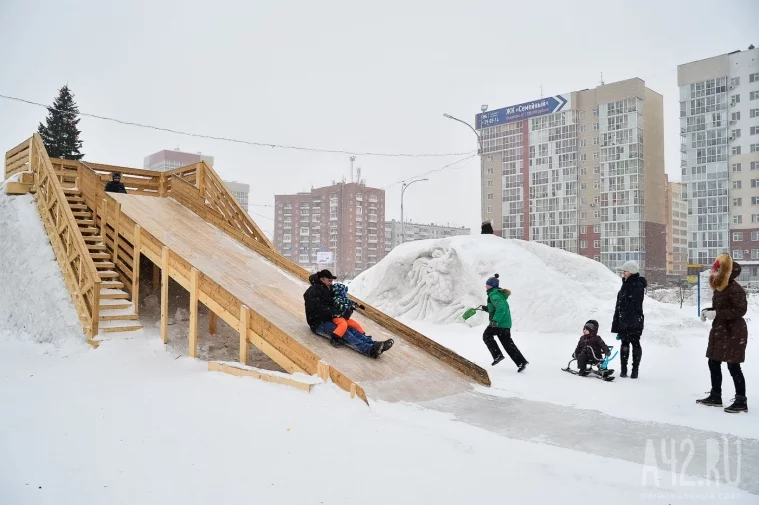 Фото: Царь горы: обзор ледовых городков Кемерова 26