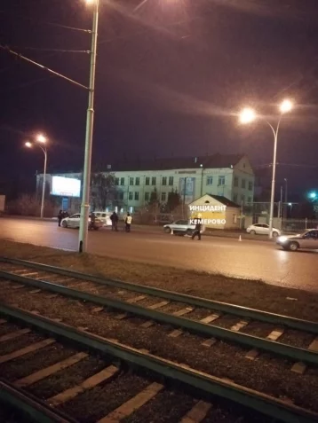 Фото: В Кемерове водитель автомобиля насмерть сбил пешехода 1