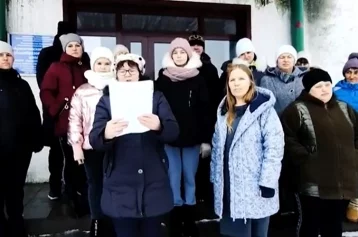 Фото: Кузбассовцы записали видеообращение к Сергею Цивилёву из-за ремонта школы 1