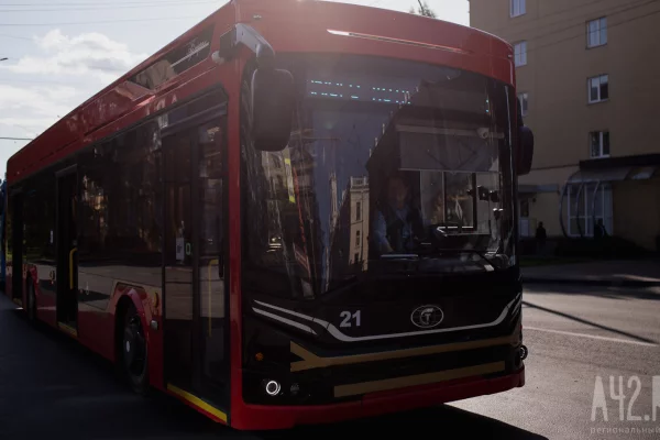 В Кемерове после открытия Кузбасского моста троллейбус №12 и трамвай №10 станут ходить чаще