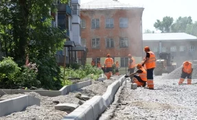 В Кемерове определят подрядчиков, которые займутся ремонтом дворов