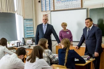 Фото: Сергей Цивилёв рассказал, что изменится в двух новокузнецких школах 1
