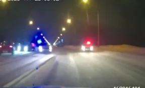 Появилось видео погони за пьяным водителем Lada в Кузбассе