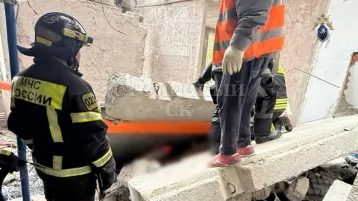 Фото: Следователи показали фото с места обрушения в московской школе 1