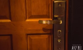 В России разработали антиковидную дверную ручку с источником ультрафиолета