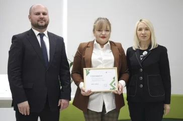 Фото: Лучшие выпускники «Школы фермера» в Кузбассе получили от Россельхозбанка гранты на развитие своих проектов 1