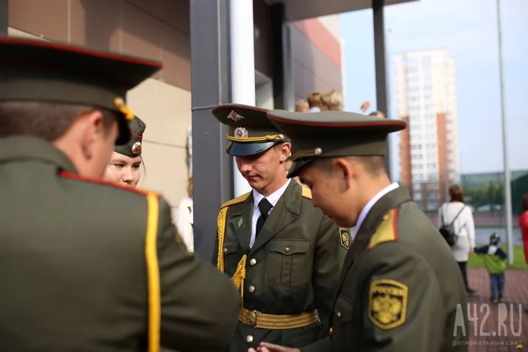 Фото: Открытие школы за миллиард и торжественные линейки: как Кемерово отпраздновал 1 сентября 36