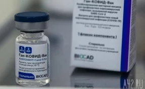 В кемеровском аэропорту открылся пункт вакцинации от коронавируса