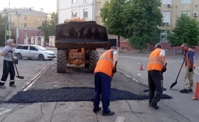 В Кемерове на площади Пушкина и улице 50 лет Октября обновили асфальт