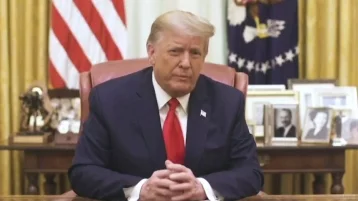 Фото: Трампа очаровал уникальный портрет, выполненный мастером из Подмосковья 1