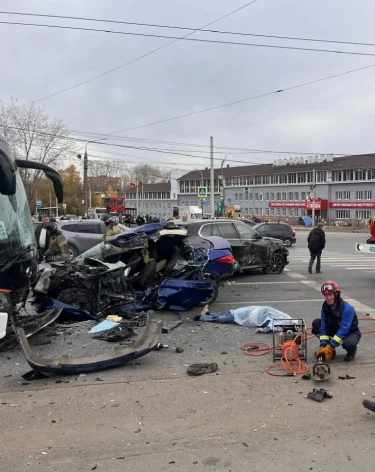 В Ижевске в массовом ДТП погибли 4 человека