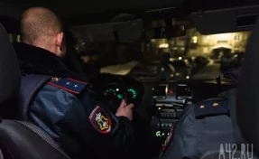 Полиция проверяет сообщения о банде, «орудующей» на трассе Кемерово — Новосибирск