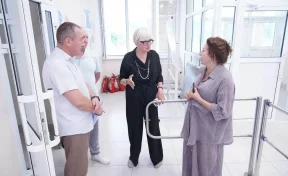 Софья Балакирева проверила убежища в школах и техникумах в Кемерове